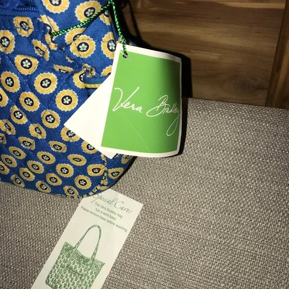 NWT Vera Bradley Retired Riviera Maggie Bag Handbag Purse - Picture 4 of 11